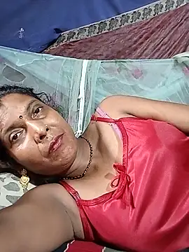 Snapshot of Savita992 chatting on 06.05.26 Savita992 online show from 06.05.26