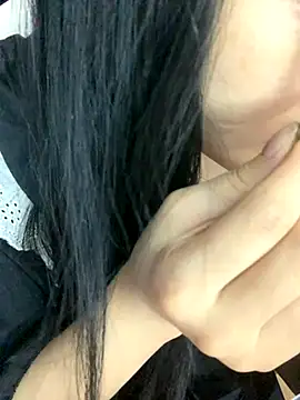 Snapshot of Linhtruong_ chatting on 09.15.25 Linhtruong online show from 09.15.25