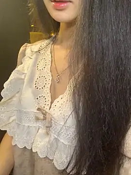 Nhinhi18 online show from 05.14.26