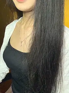 Nhinhi18 online show from 06.19.26