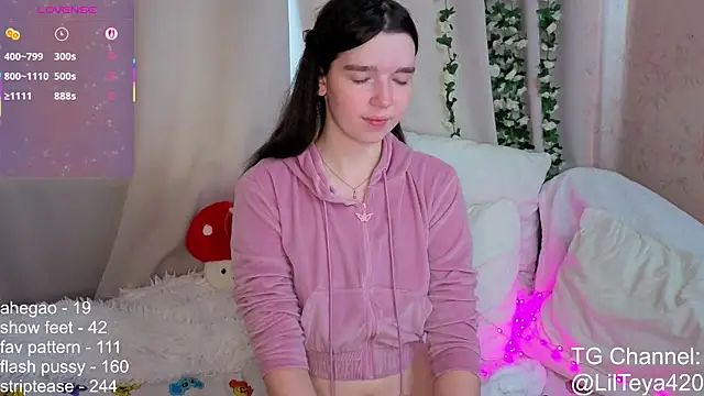 little Teya online show from 09.16.25