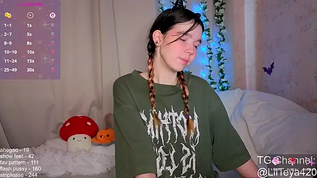 little Teya online show from 10.16.25