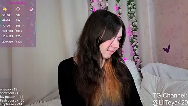 little Teya online show from 10.17.25