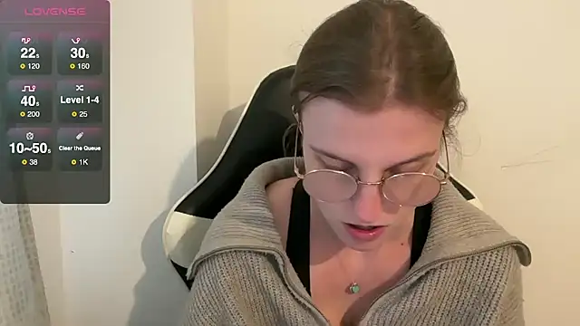 BustyKellyXXX online show from 11.26.25