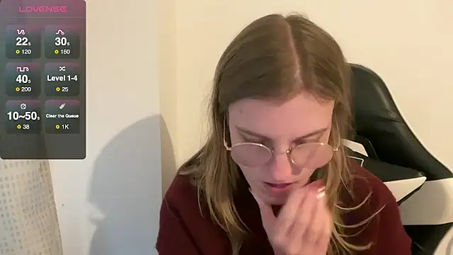 BustyKellyXXX online show from 12.18.25