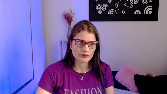 Snapshot of Camila-ventura chatting on 02.04.26 Camila-ventura online show from 02.04.26