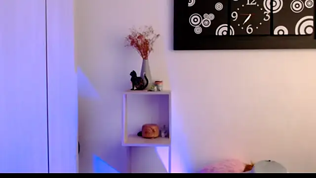 Snapshot of Camila-ventura chatting on 02.11.26 Camila-ventura online show from 02.11.26