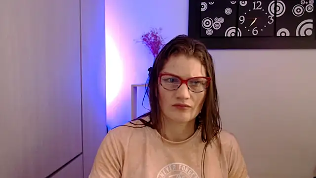 Snapshot of Camila-ventura chatting on 02.22.26 Camila-ventura online show from 02.22.26