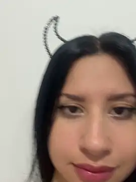 lucy grey25 online show from 10.30.25