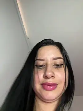 Snapshot of lucy_grey25 chatting on 03.10.26 lucy grey25 online show from 03.10.26
