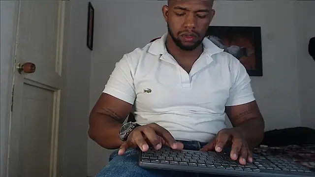 Snapshot of big_blackmen19 chatting on 09.15.25 big blackmen19 online show from 09.15.25