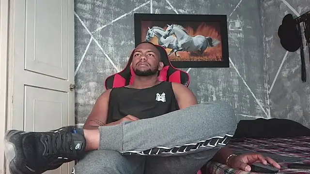 Snapshot of big_blackmen19 chatting on 10.13.25 big blackmen19 online show from 10.13.25