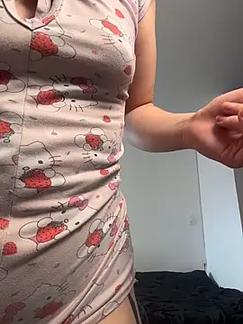 Sharon Black online show from 04.11.26