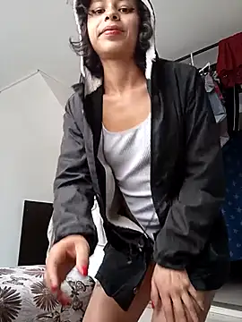 Tendercouple1 online show from 11.04.25