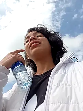 Tendercouple1 online show from 12.21.25