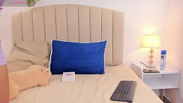 Rachel Donnelly online show from 11.07.25