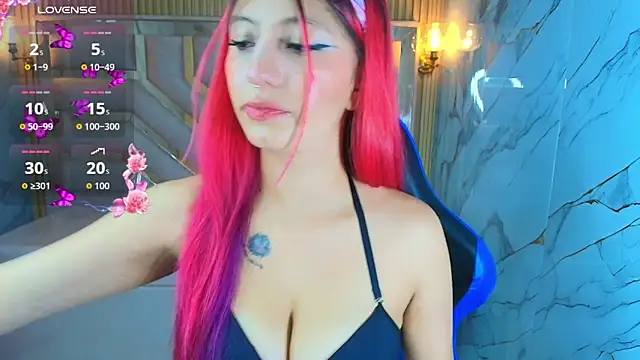 lola bonnie r online show from 11.13.25