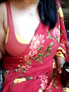 Snapshot of sassylisa chatting on 04.02.26 sassylisa online show from 04.02.26