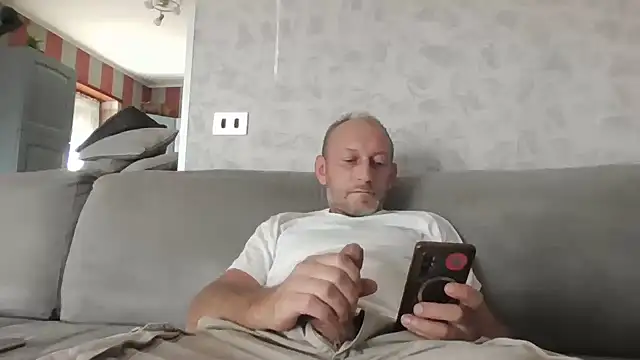 cazzoweb online show from 09.23.25