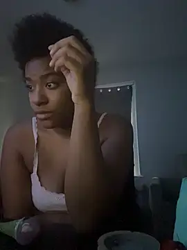 Tu GataLinda online show from 11.25.25