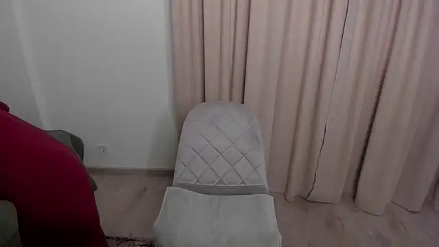 Snapshot of sofielovely_ chatting on 12.02.25 sofielovely online show from 12.02.25