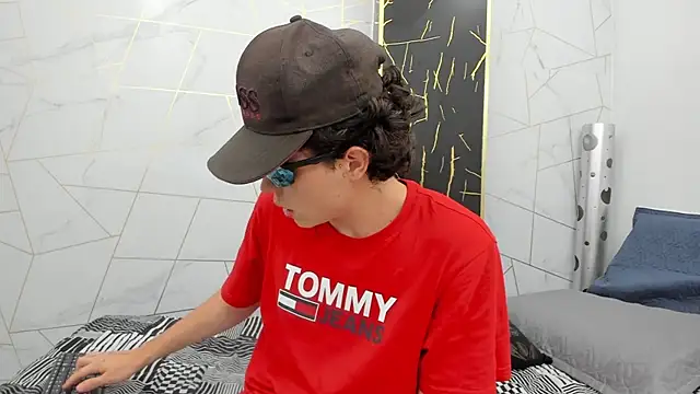 dia fax18 online show from 10.30.25