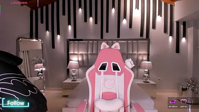 Snapshot of MaddyOwens chatting on 02.09.26 MaddyOwens online show from 02.09.26