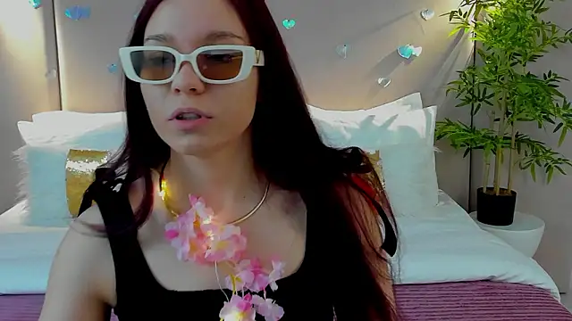 NoraHaynes online show from 02.13.26