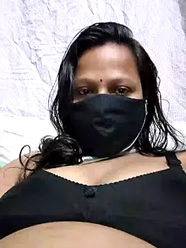 Snapshot of shalubhabhi69 chatting on 11.08.25 shalubhabhi69 online show from 11.08.25