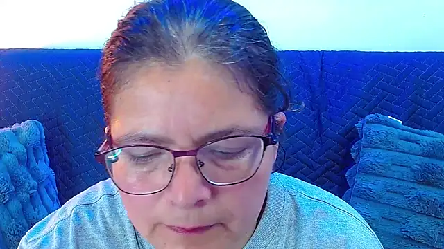 Snapshot of Linda_banks_ chatting on 09.18.25 Linda banks online show from 09.18.25