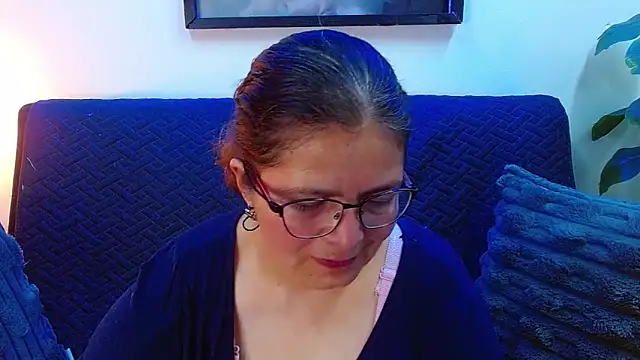 Snapshot of Linda_banks_ chatting on 09.24.25 Linda banks online show from 09.24.25