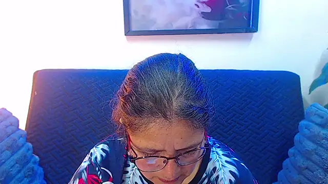 Snapshot of Linda_banks_ chatting on 11.06.25 Linda banks online show from 11.06.25