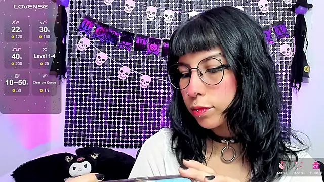 Rose 72 online show from 10.23.25