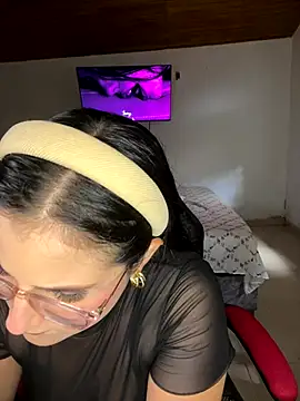 Alina0 online show from 10.02.25