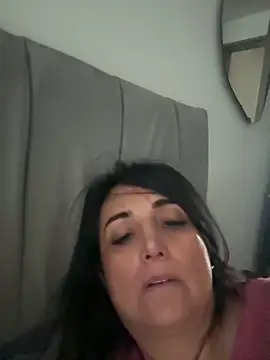 hotadhara01 online show from 11.19.25