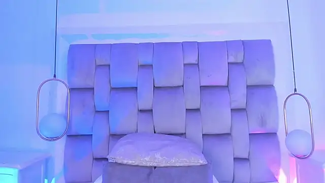 OnlyGia online show from 01.17.26