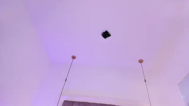 OnlyGia online show from 04.08.26