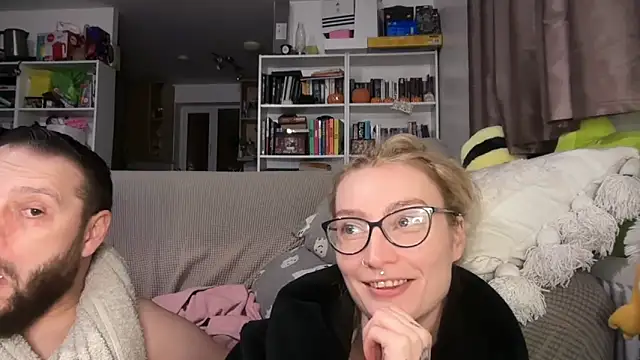 Snapshot of harleyblair chatting on 05.05.26 harleyblair online show from 05.05.26