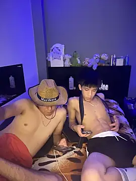 Kailertwink online show from 02.16.26