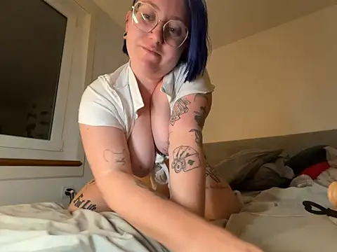 Snapshot of lablonde2025 chatting on 03.09.26 lablonde2025 online show from 03.09.26