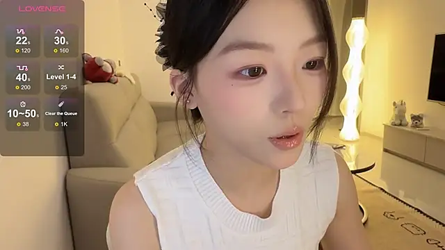 Snapshot of Robin-o3 chatting on 06.21.26 Robin-o3 online show from 06.21.26