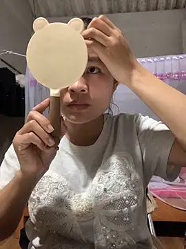 NhuFox online show from 09.10.25