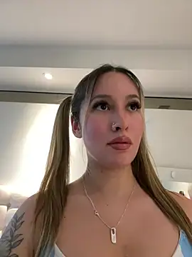 Snapshot of miagarcia250 chatting on 07.16.26 miagarcia250 online show from 07.16.26