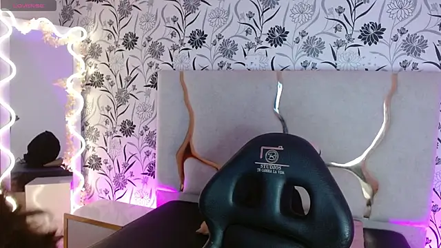 kaisage tay online show from 04.20.26