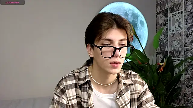 Oliver Starboy online show from 10.03.25