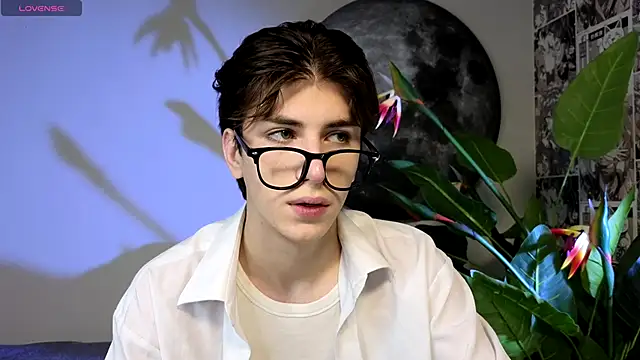 Oliver Starboy online show from 10.09.25