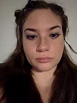 Snapshot of MaeNoir chatting on 02.28.26 MaeNoir online show from 02.28.26