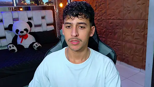 Snapshot of Alan_Del_Reyx chatting on 09.30.25 Alan Del Reyx online show from 09.30.25