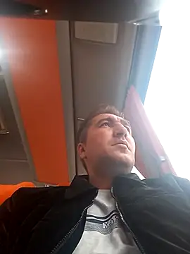 Snapshot of mert0359 chatting on 11.07.25 mert0359 online show from 11.07.25