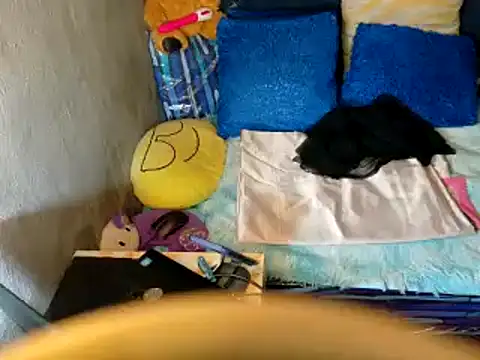 Snapshot of xxloveheart chatting on 09.25.25 xxloveheart online show from 09.25.25